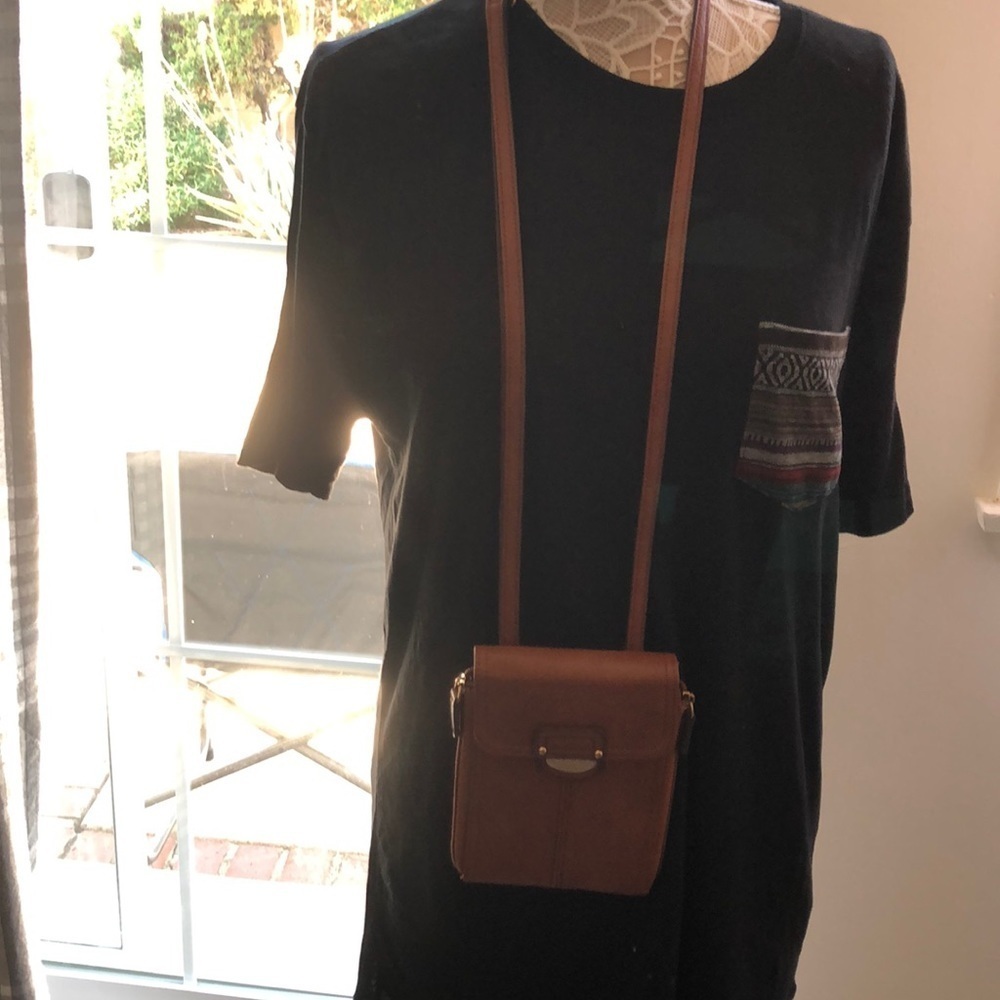 Born crossbody preloved